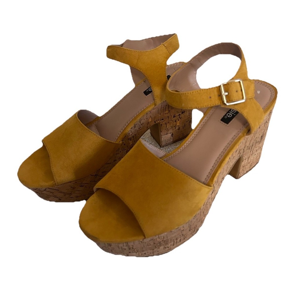 Kensie Women Shoes Size 9M Dark Yellow/Mustard Cathryn Wedge Sandals  JKL-1-A